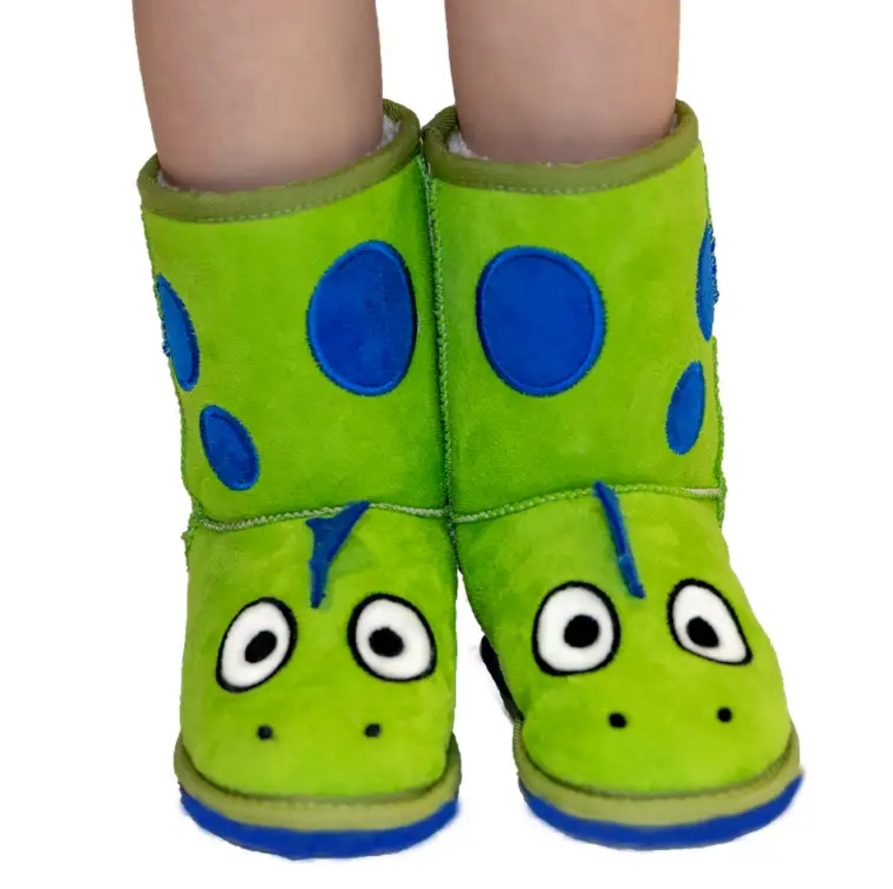 LAZY ONE TODDLER UGG STYLE BOOTS GIRL OR BOY NEW WITH TAGS